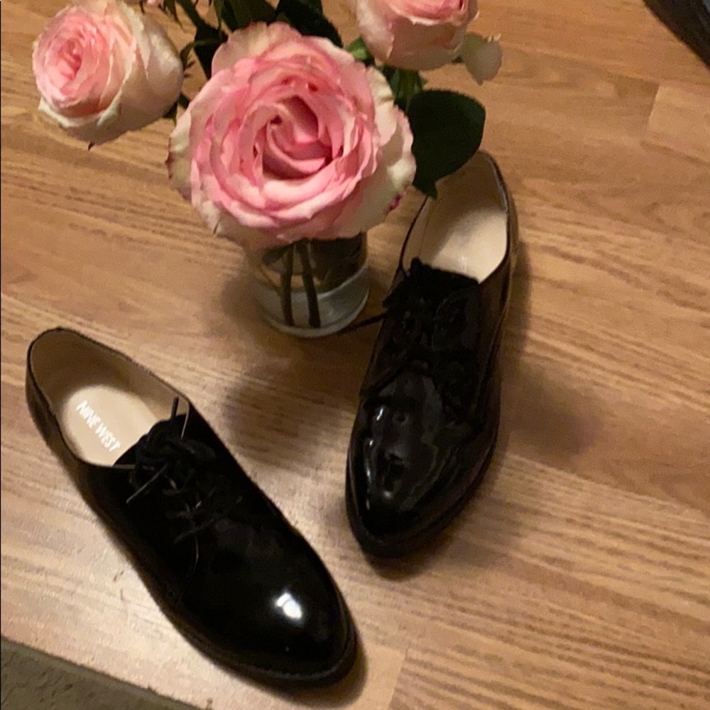 Excellent patent leather NineWest women size 9.5M